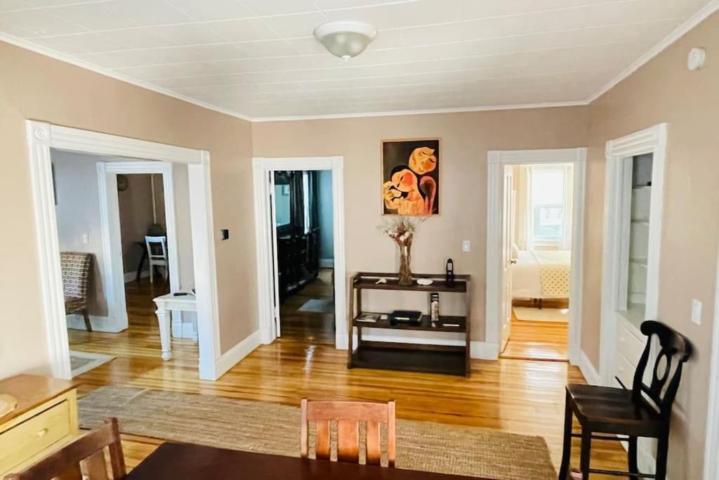 Delightful 2Br Apartment With Balcony - 15 Min From Mohegan Sun- Foxwoods Casinos & Mystic New London Zewnętrze zdjęcie