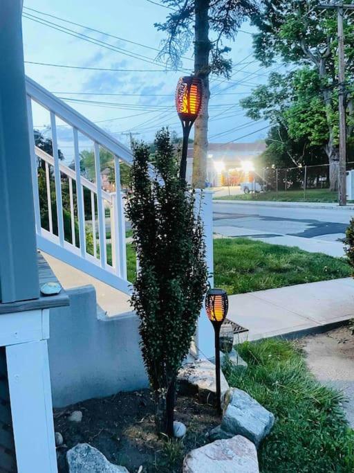 Delightful 2Br Apartment With Balcony - 15 Min From Mohegan Sun- Foxwoods Casinos & Mystic New London Zewnętrze zdjęcie
