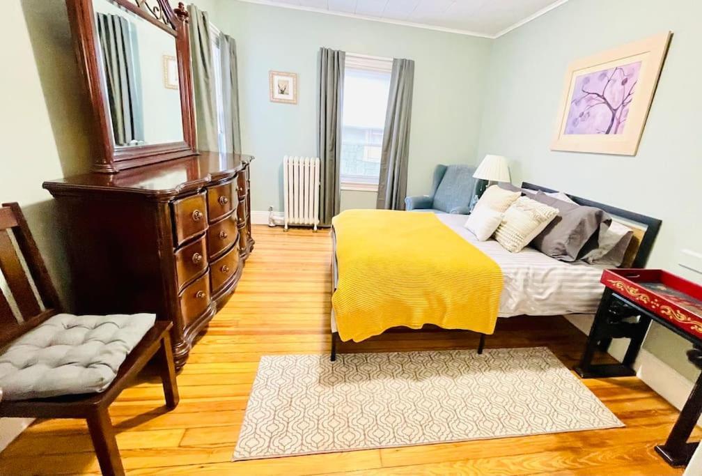 Delightful 2Br Apartment With Balcony - 15 Min From Mohegan Sun- Foxwoods Casinos & Mystic New London Zewnętrze zdjęcie
